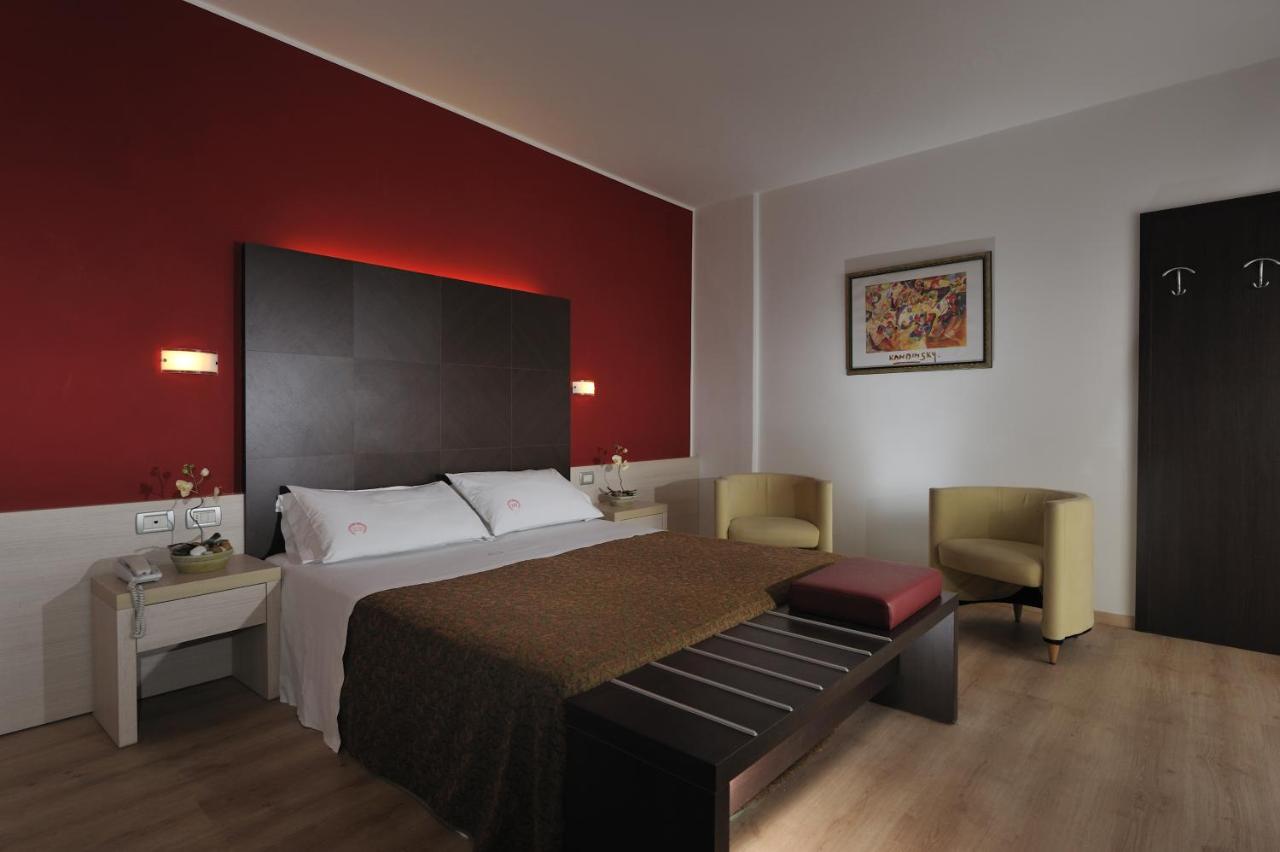Hotel Eden - 4