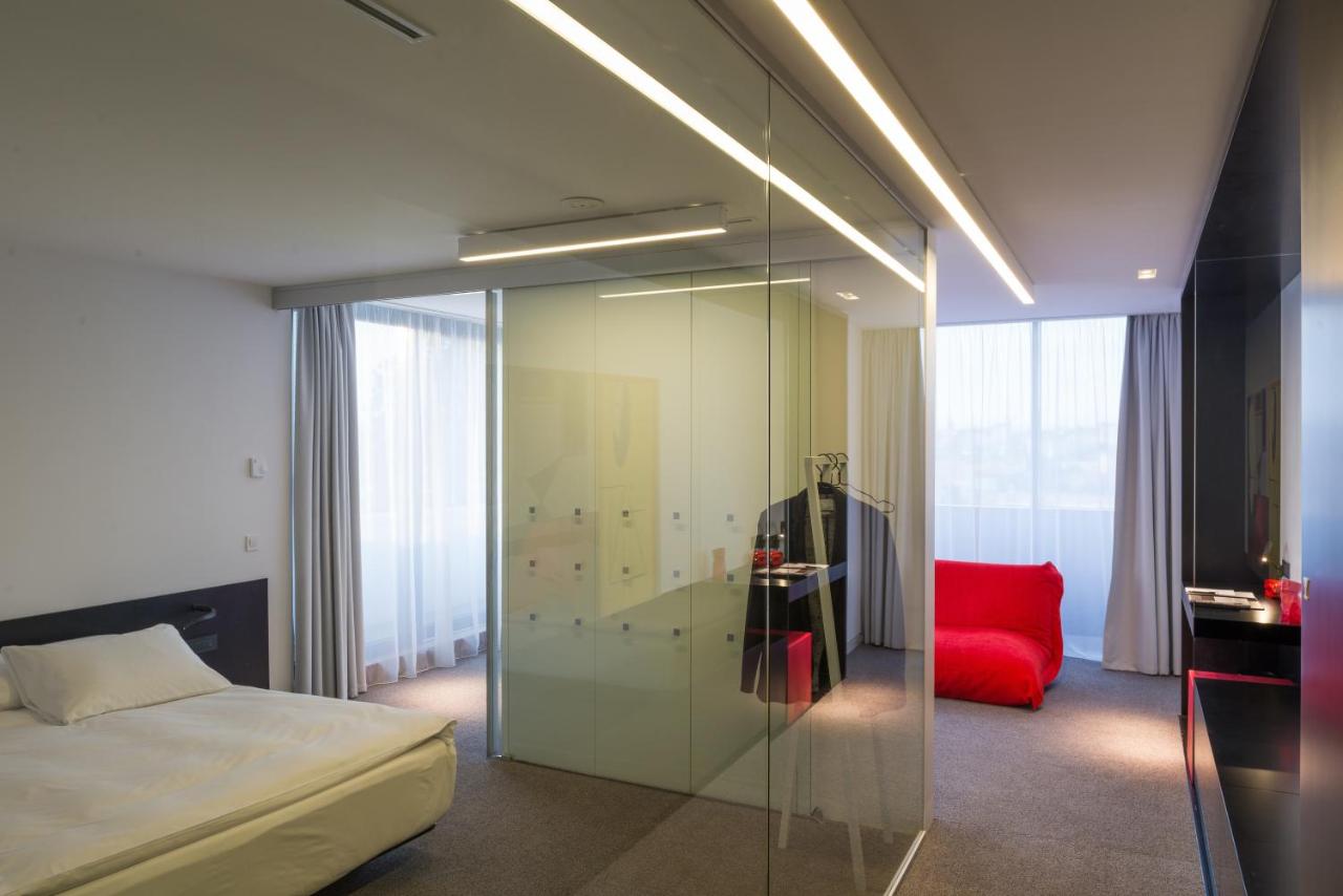 Hotel Privo photo 2