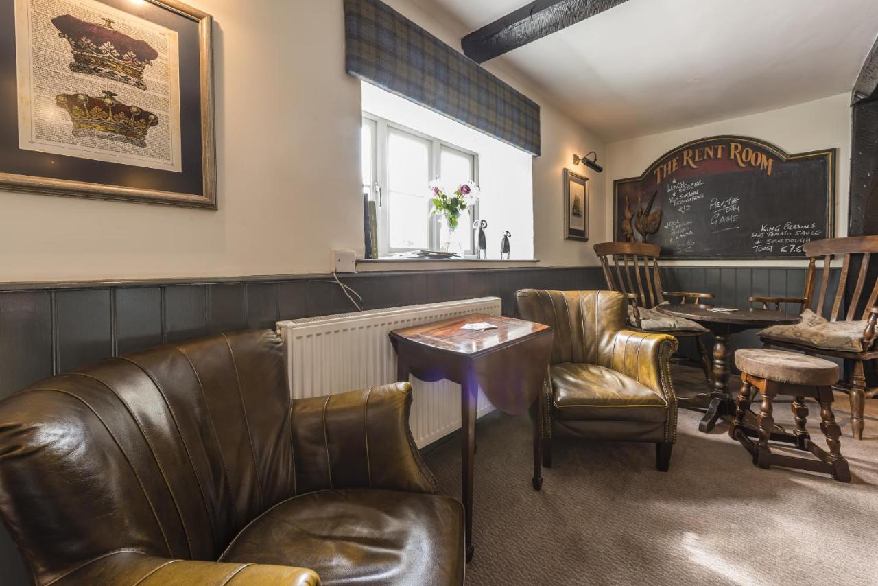 The Hopton Crown - 2