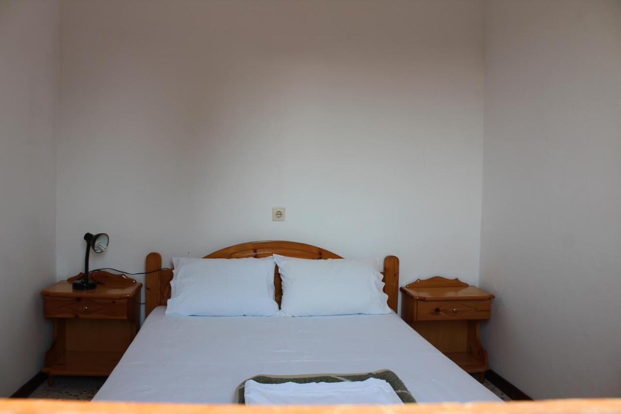Nikos Seaside Apartments - 2