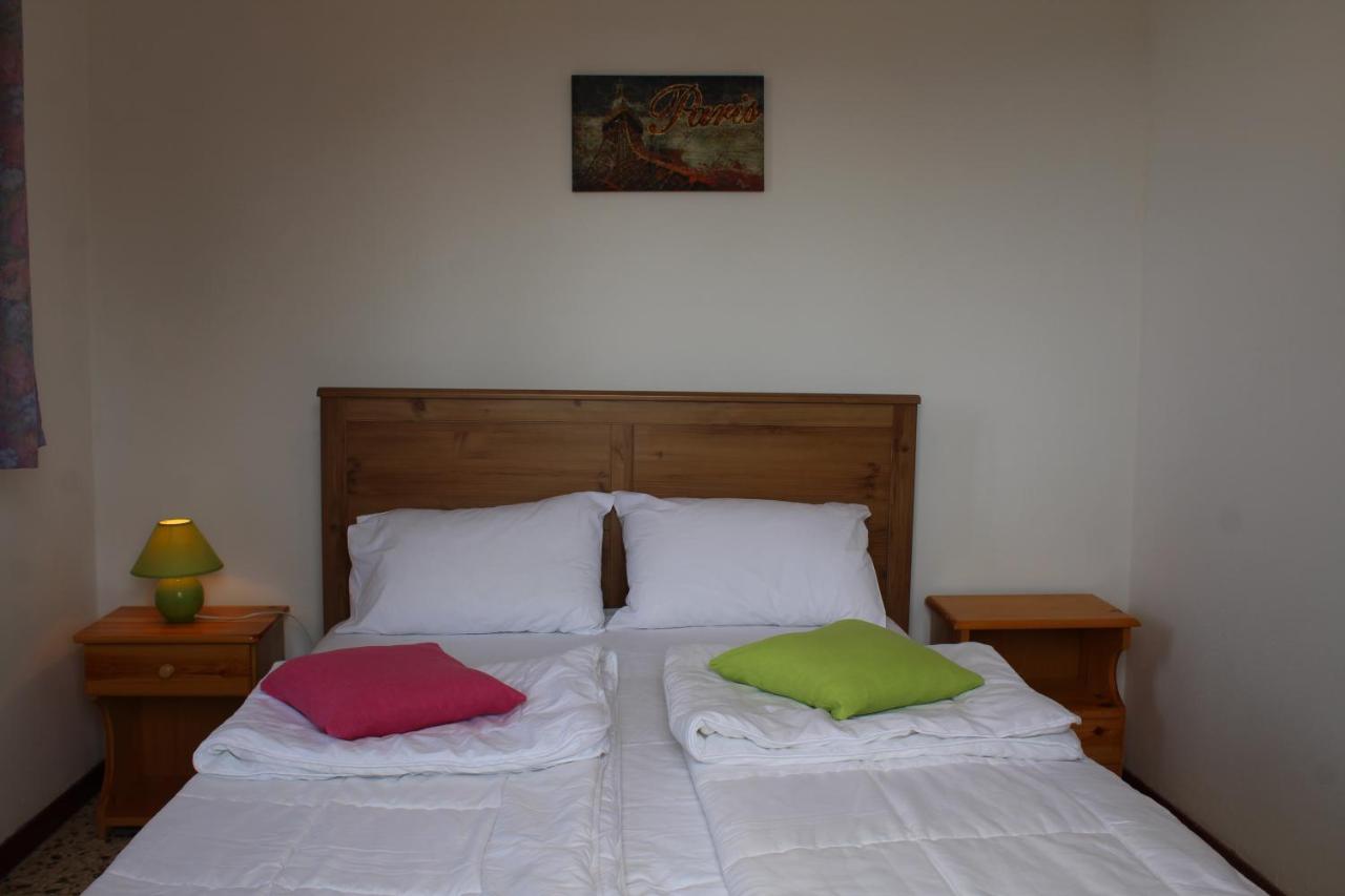 Nikos Seaside Apartments - 6