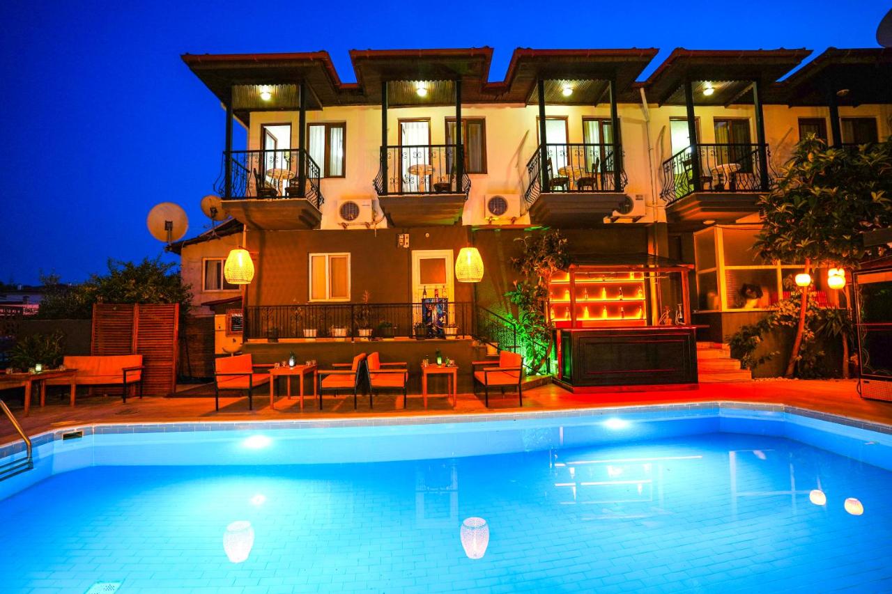 Four Seasons Apart Hotel photo 4