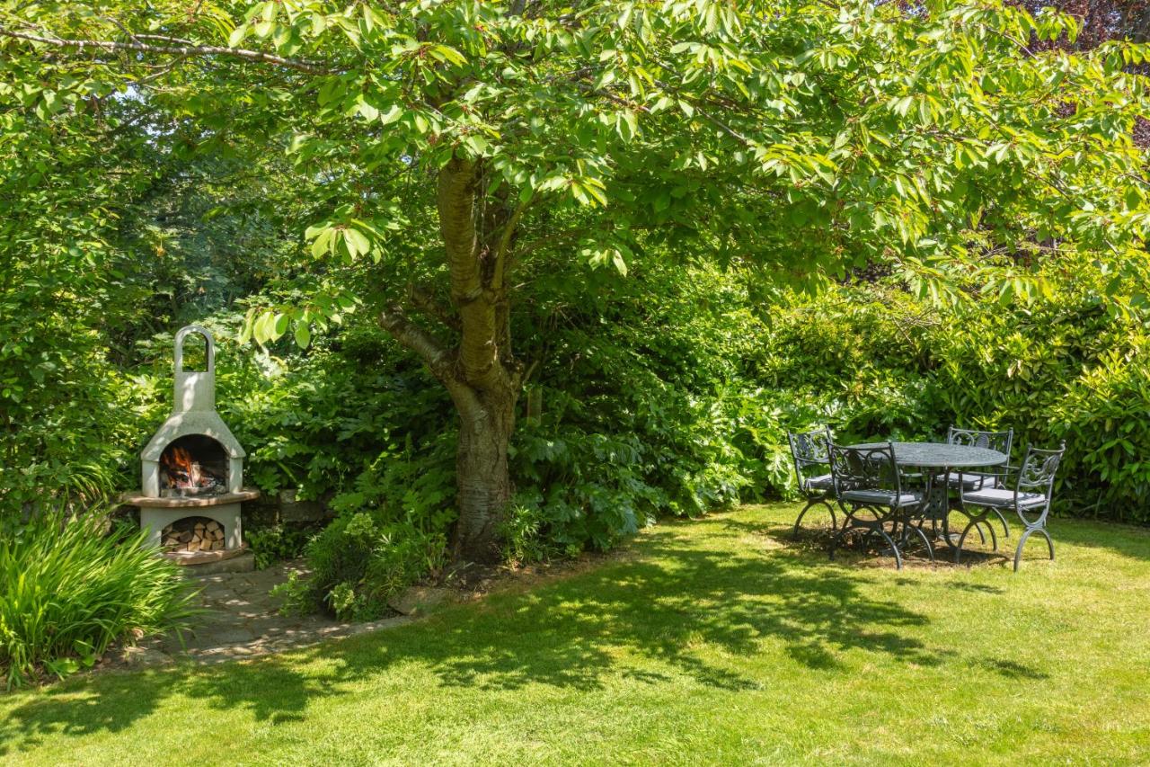 Luccombe Villa Holiday Apartments - 6