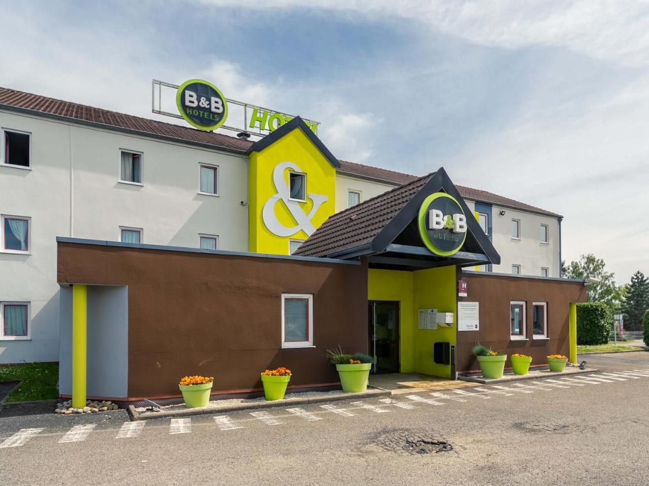 B&B HOTEL Strasbourg Nord Artisans
