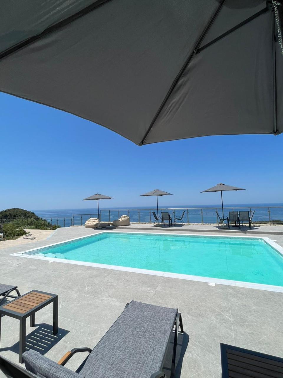 MELIKIRON LUXURY APARTMENTS - 4