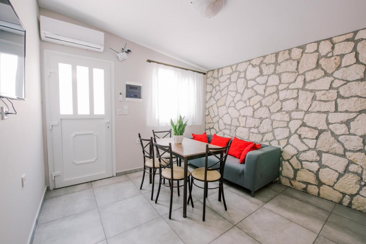Acrocorinth Apartments - 6