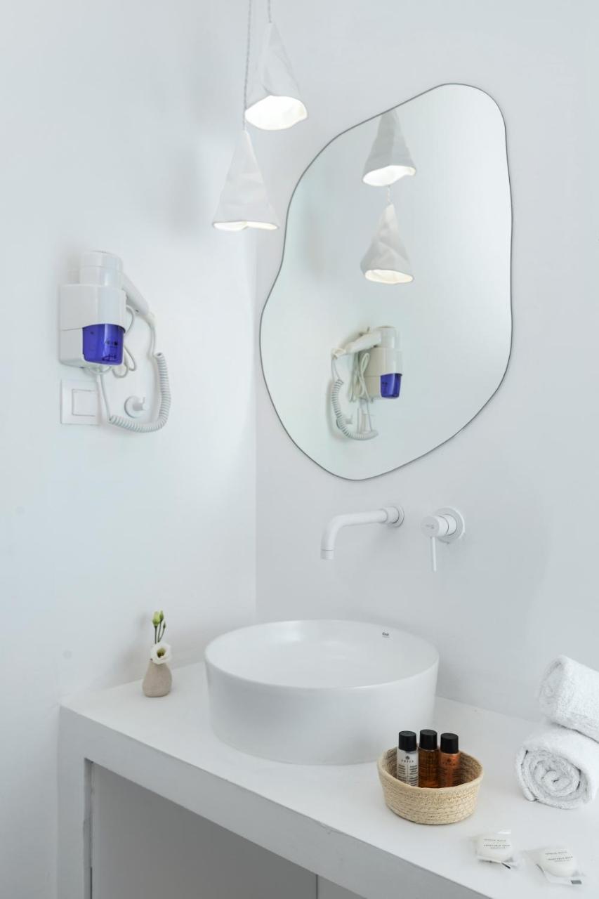VOCA HOTEL & SUITES - 6