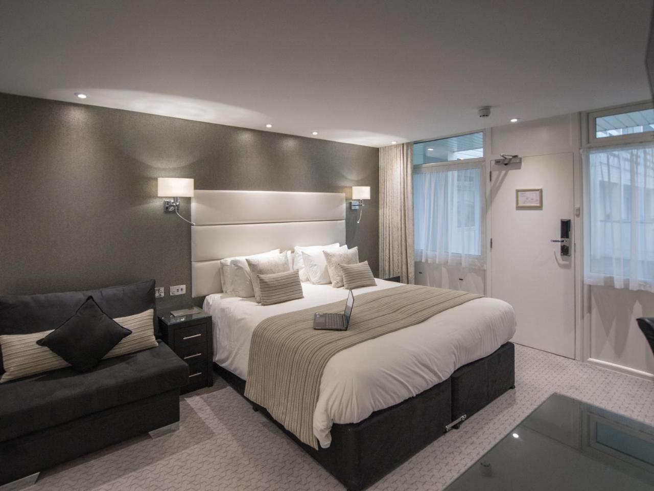 The Barnstaple Hotel photo 4