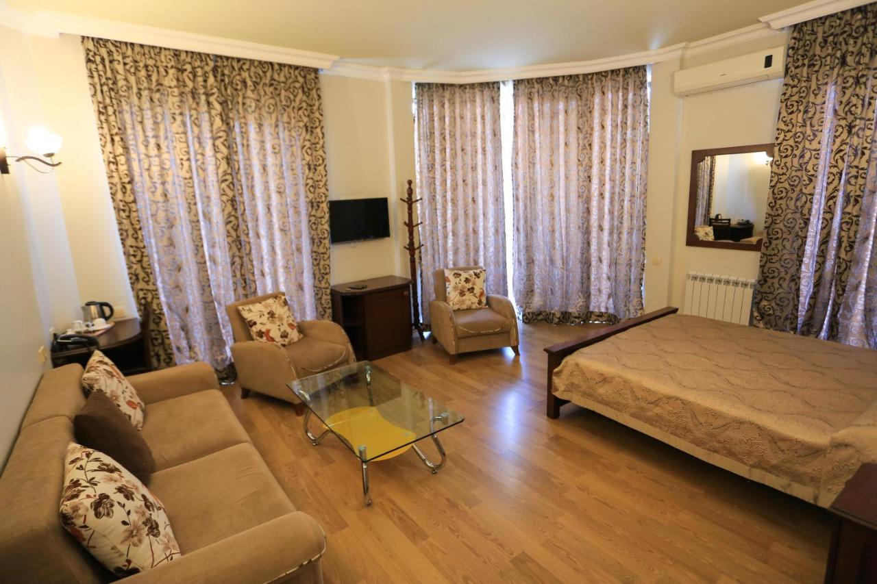 Eiffel Hotel photo 3