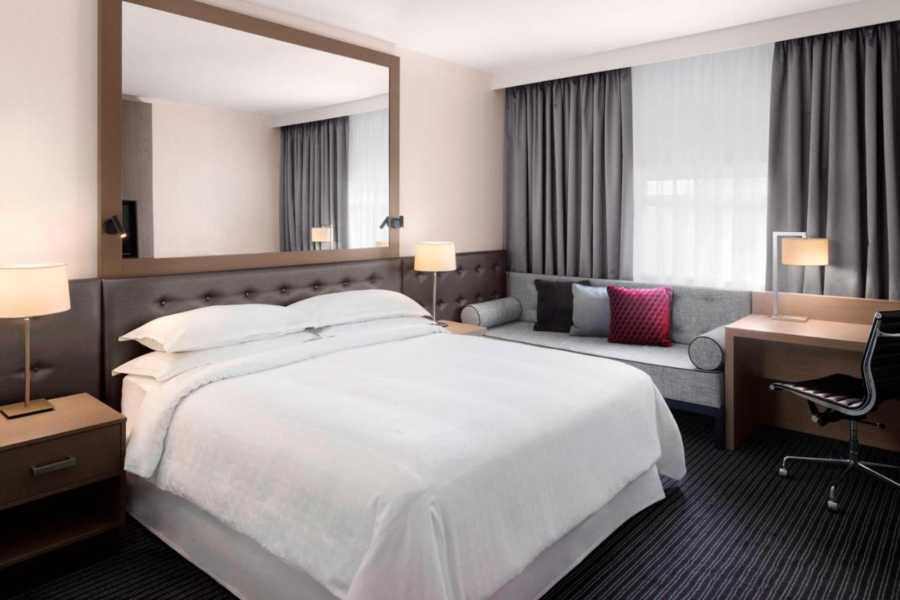 Sheraton Heathrow Hotel - 3