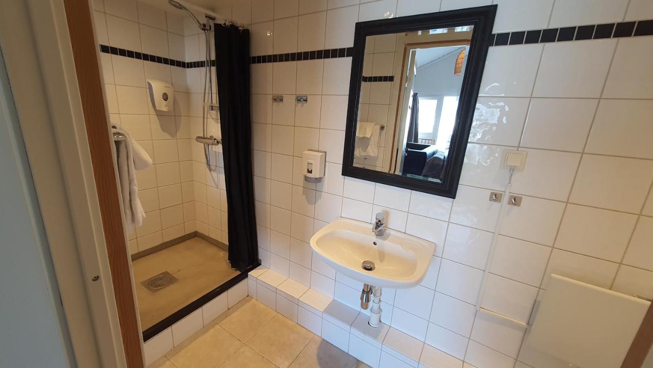 Systra Hotel Apartments Sjøholt photo 2