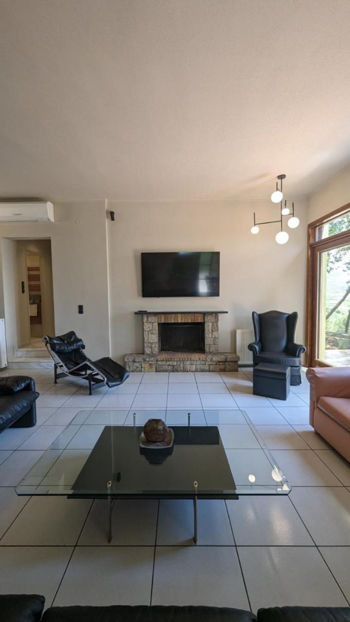 Villa Khaki - 2