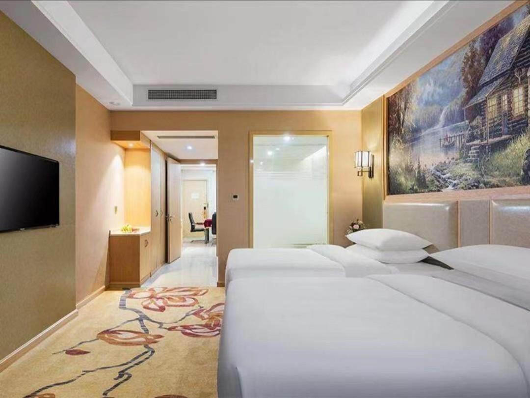 Vienna International Hotel Zhejiang Wenzhou Ruian Tangxia photo 2