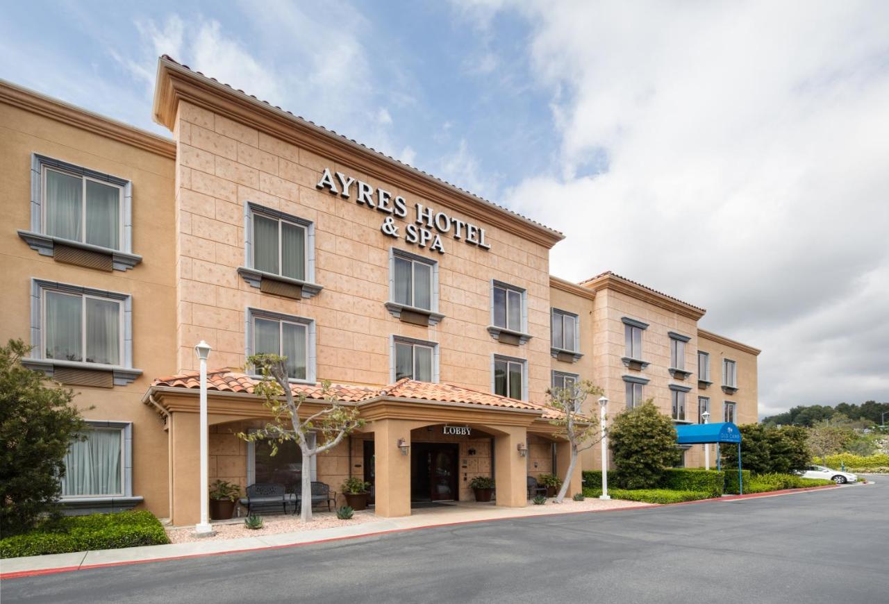 Ayres Hotel & Spa Mission Viejo – Lake Forest