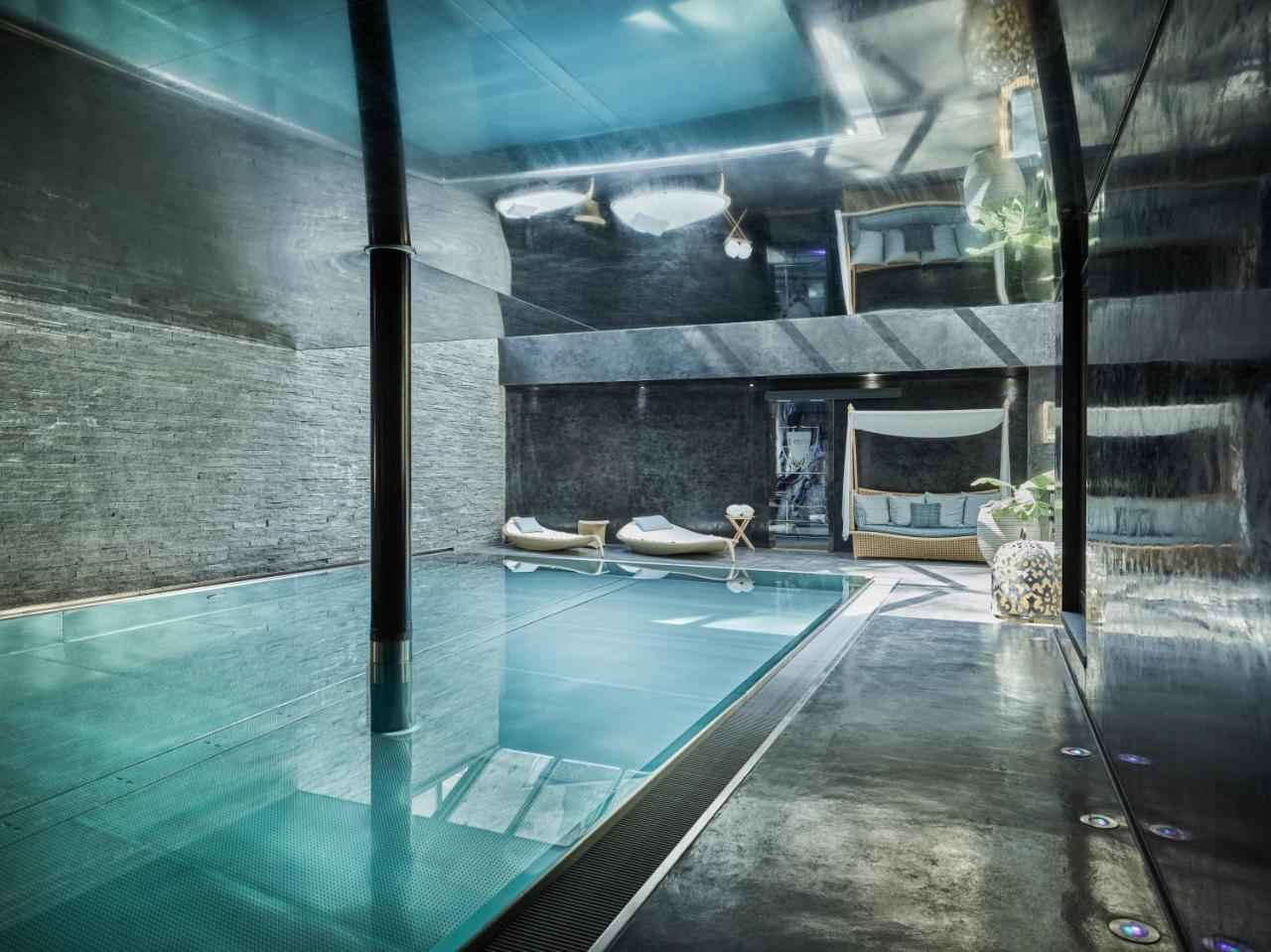 Photo - Firefly Luxury Suites