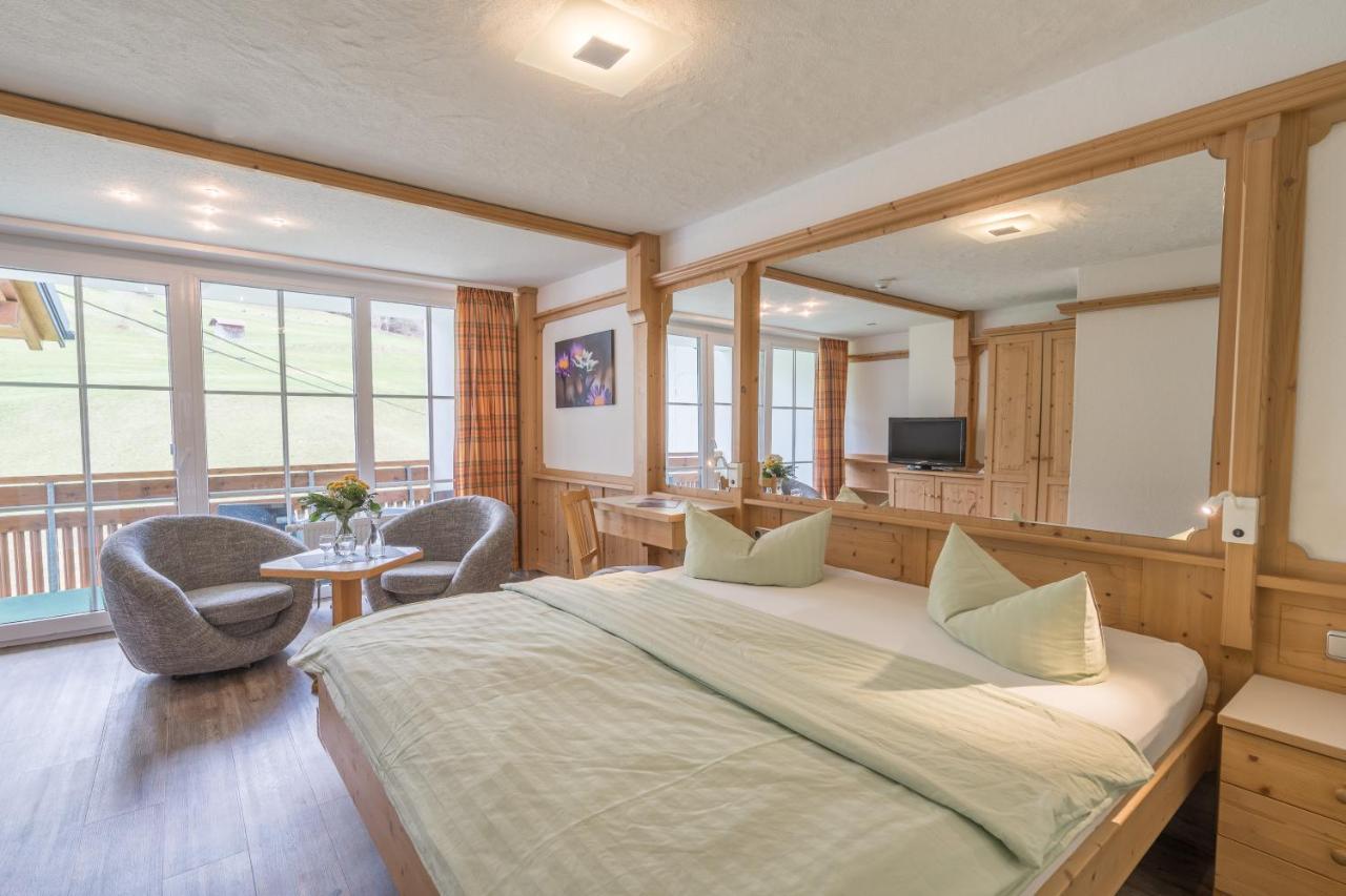 Wohlfühlhotel Frohsinn photo 2