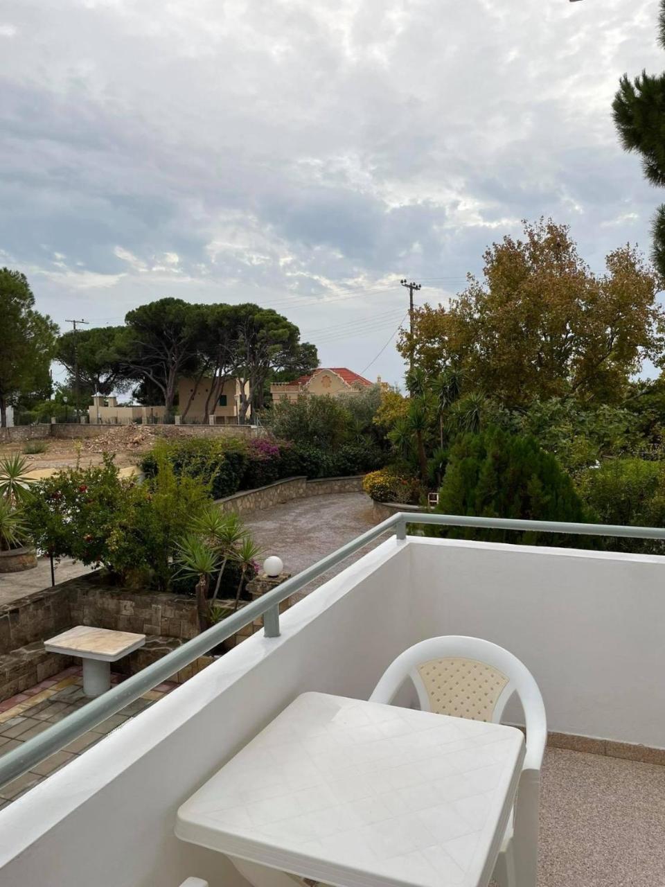 Pefkos Filoxenia - 5