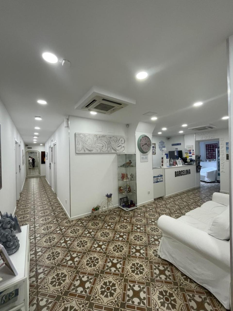 Hostal Nova Barcelona - 6