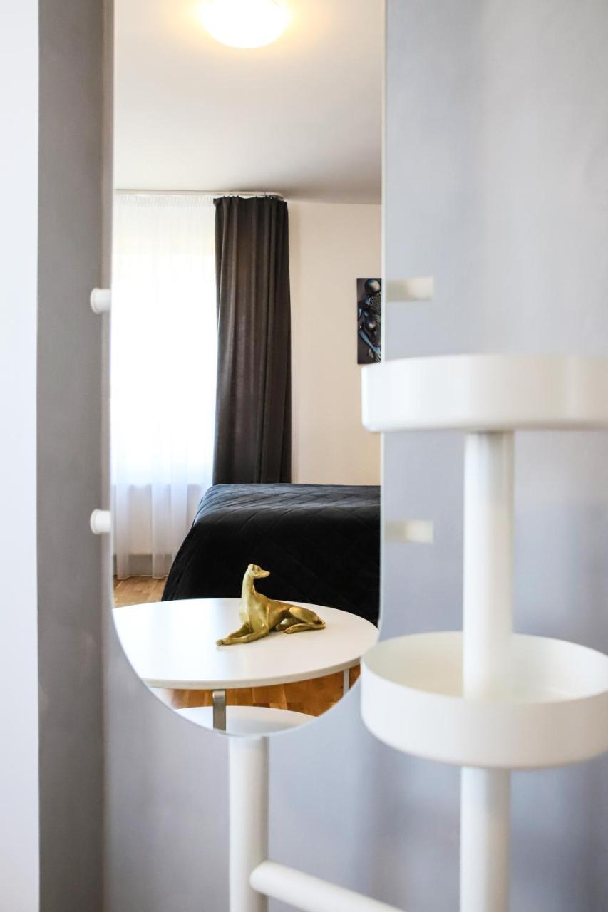 Akmenės svečių apartamentai Šypsena - 2