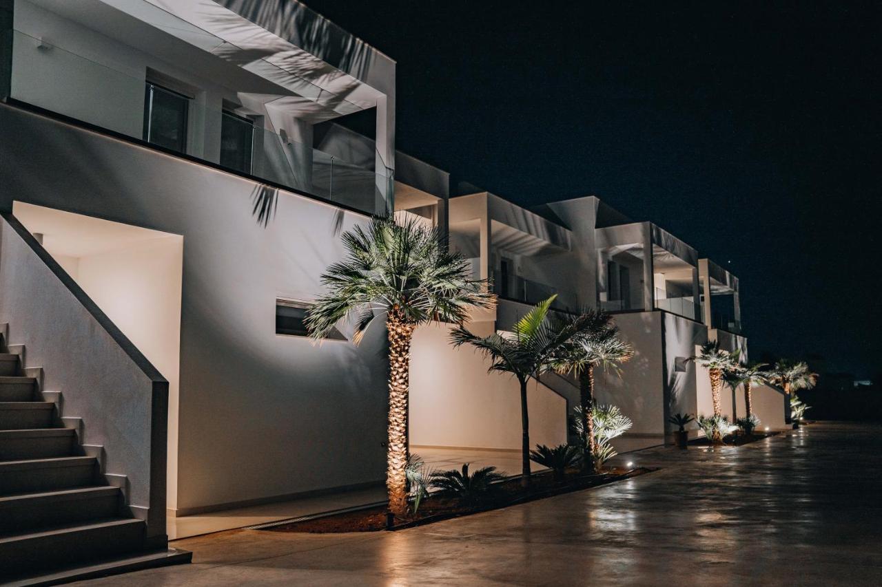 Grand White Apartments - 3