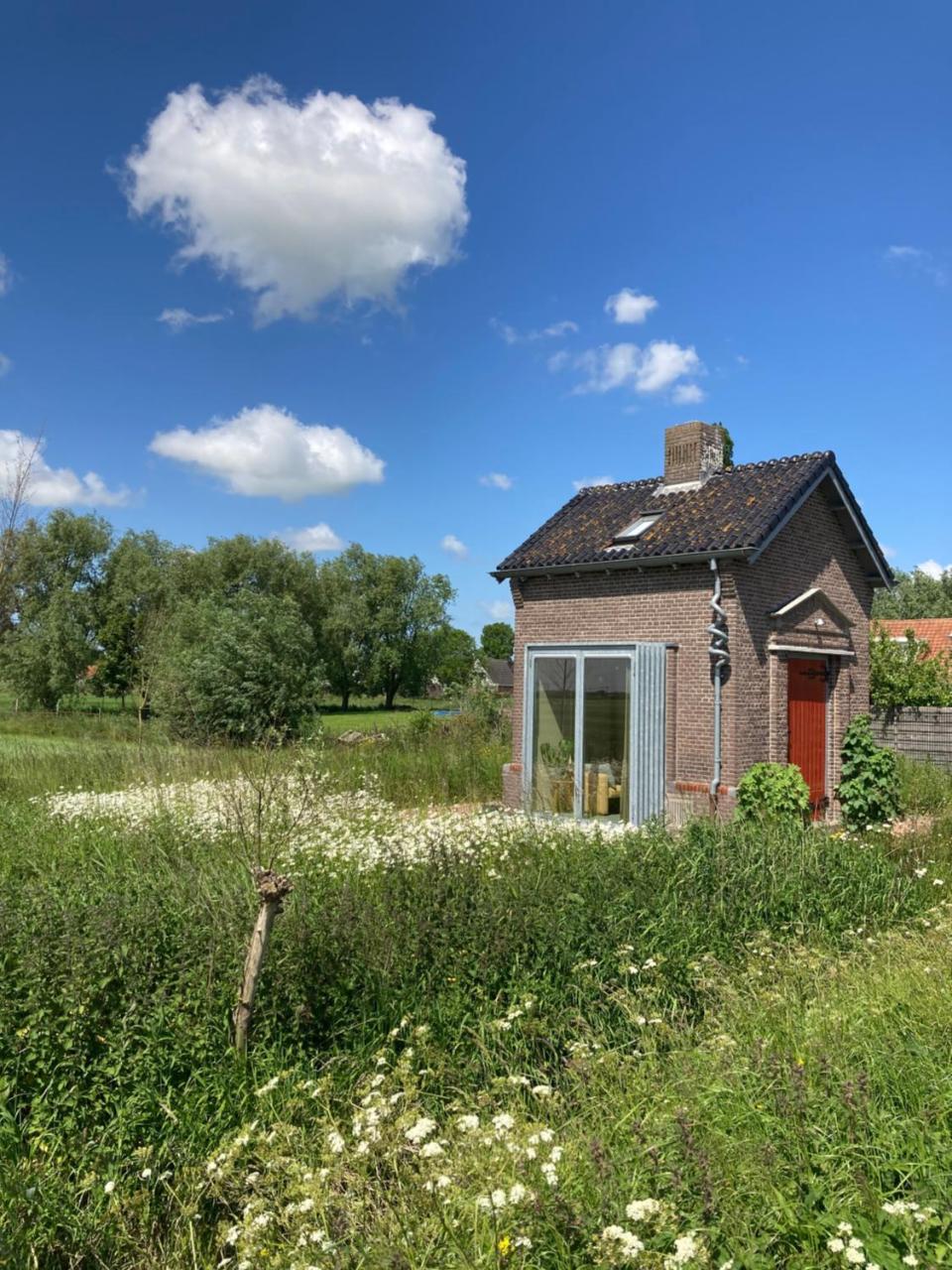 Tiny house Van hoogspanning naar ontspanning - 3