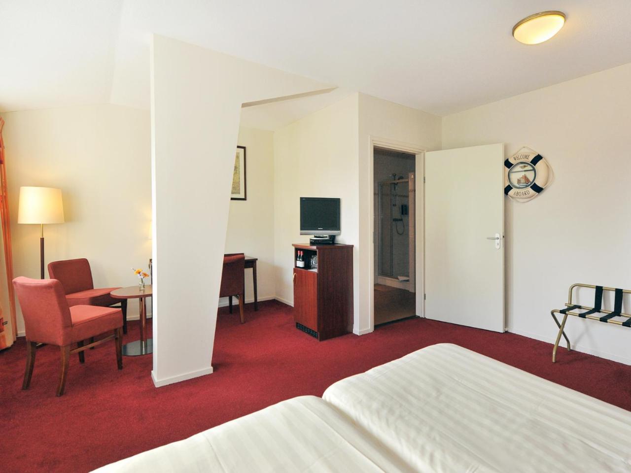 Hotel De Brabantse Biesbosch photo 2