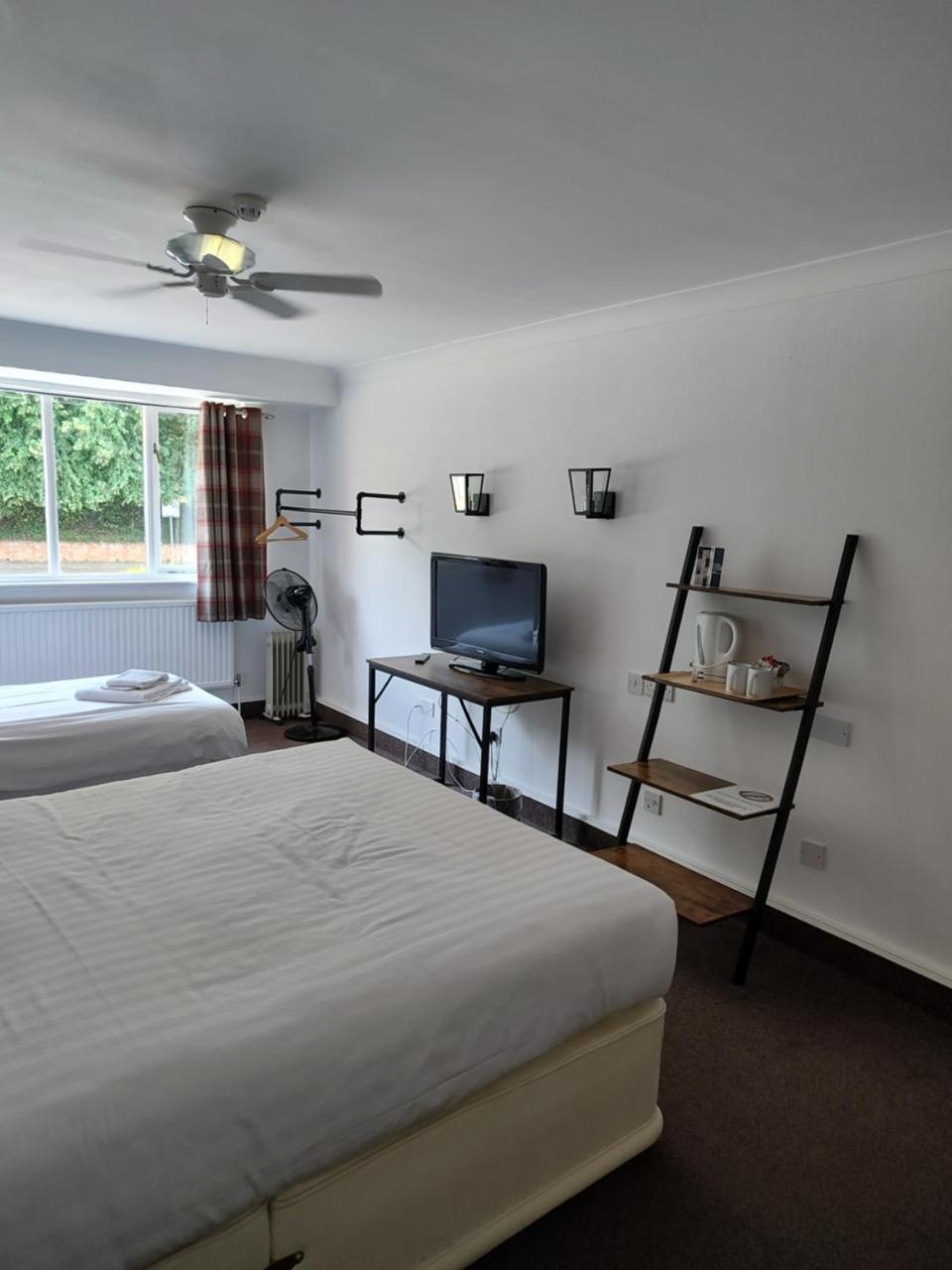 The Northwick Arms Hotel photo 2
