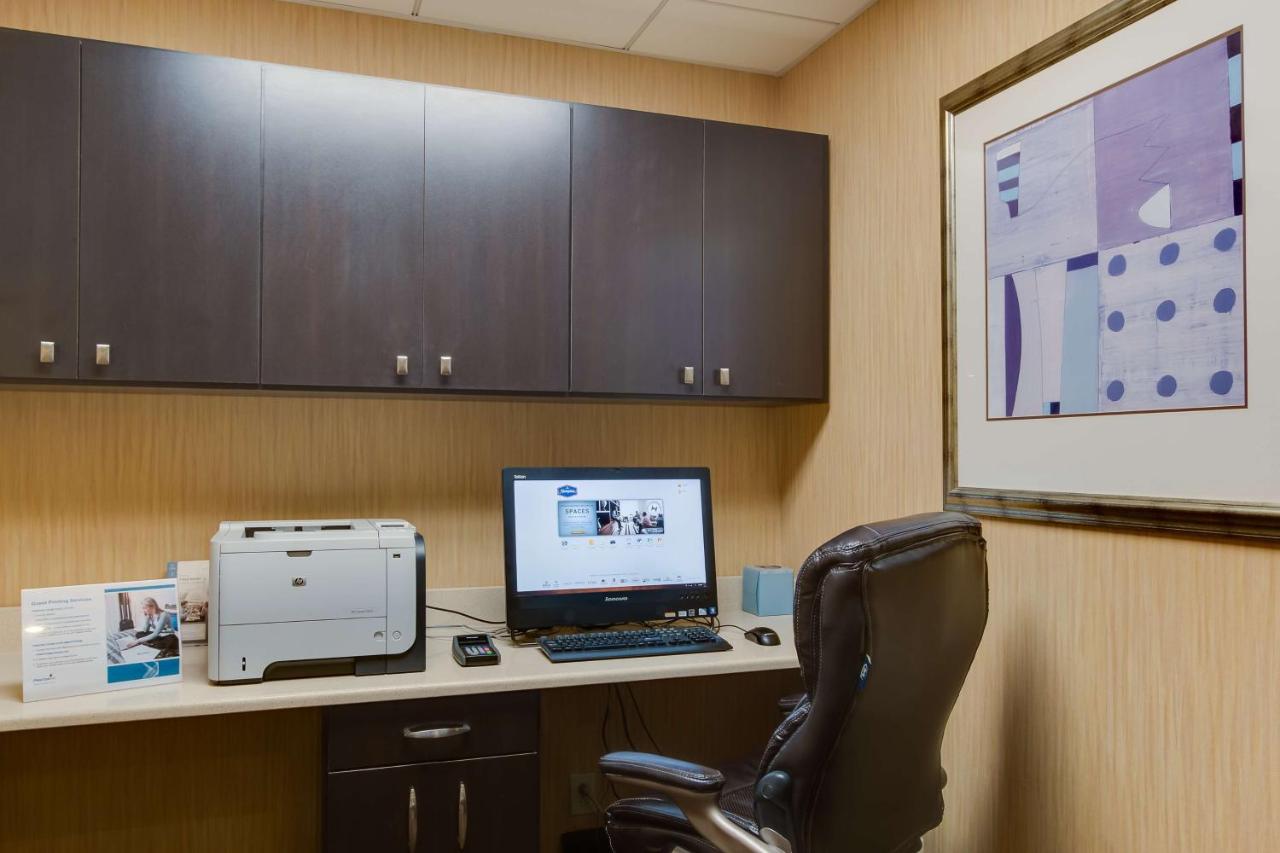 Hampton Inn Nashville/Bellevue-I-40 photo 2