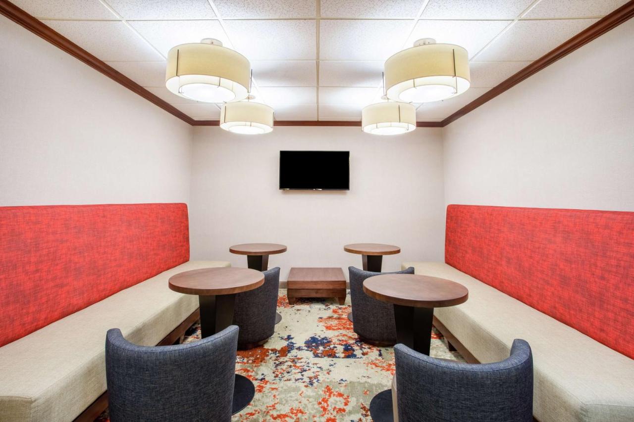 Photo - Hampton Inn Boston/marlborough