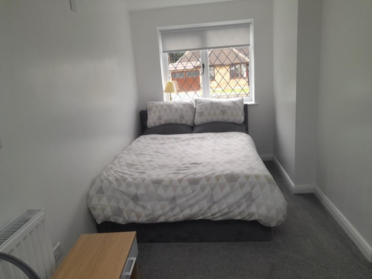 Cosy one bed with parking - 2