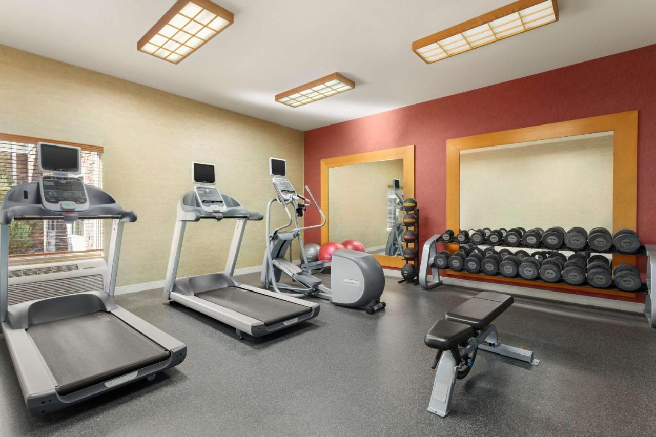 Homewood Suites by Hilton Fargo photo 3