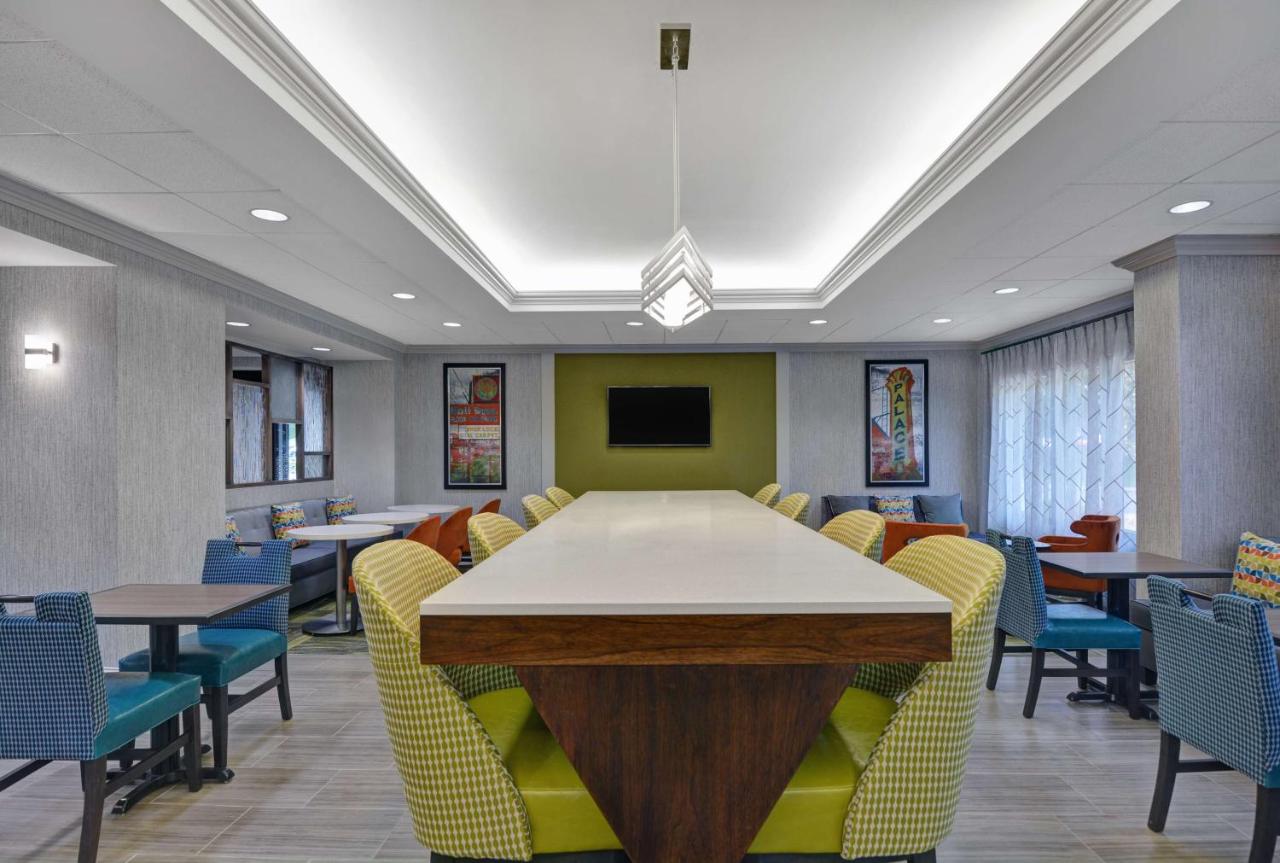 Hampton Inn Nashville/Gallatin photo 4