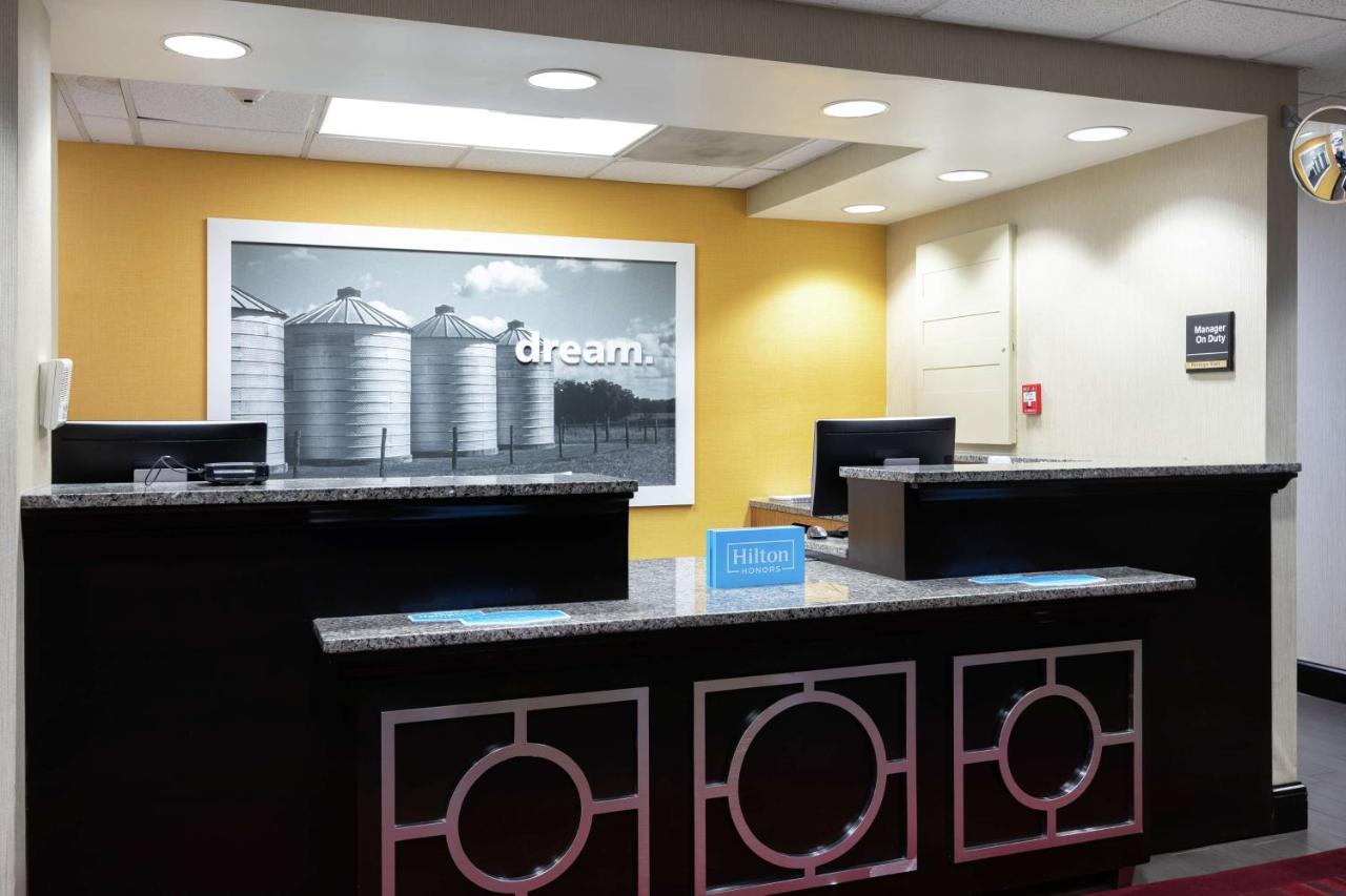 Hampton Inn Houma photo 3