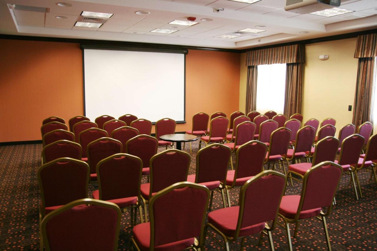 Photo - Hampton Inn & Suites Folsom