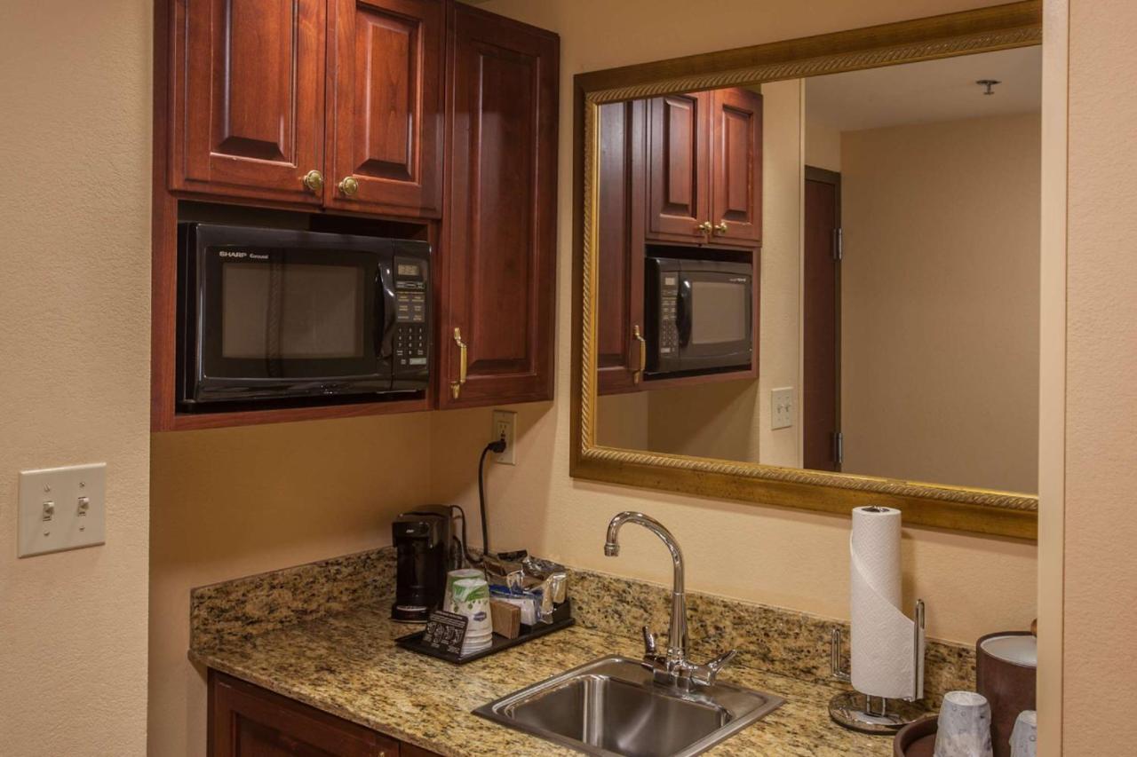 Hampton Inn & Suites Stillwater photo 3