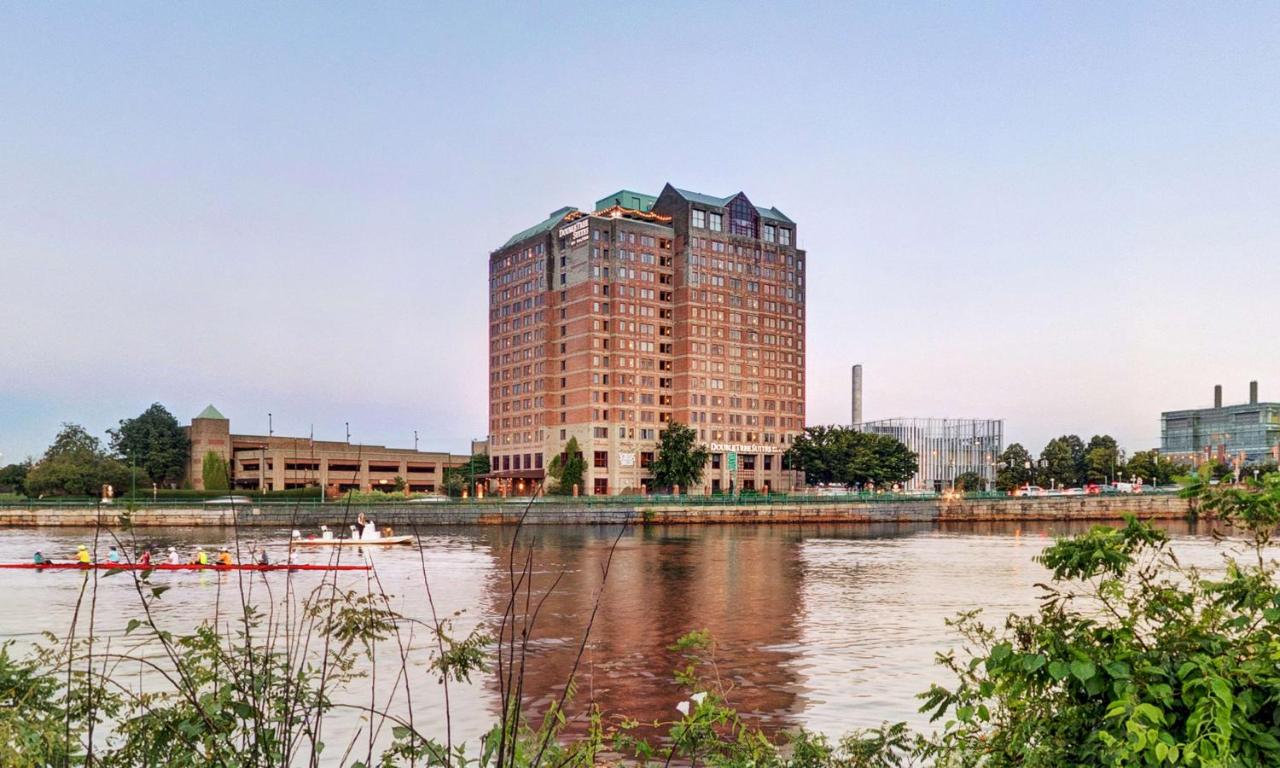 DoubleTree Suites by Hilton Boston