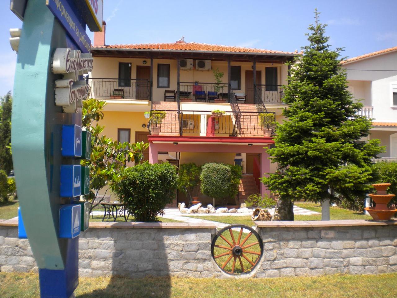 Porto Lagos Rooms - 4