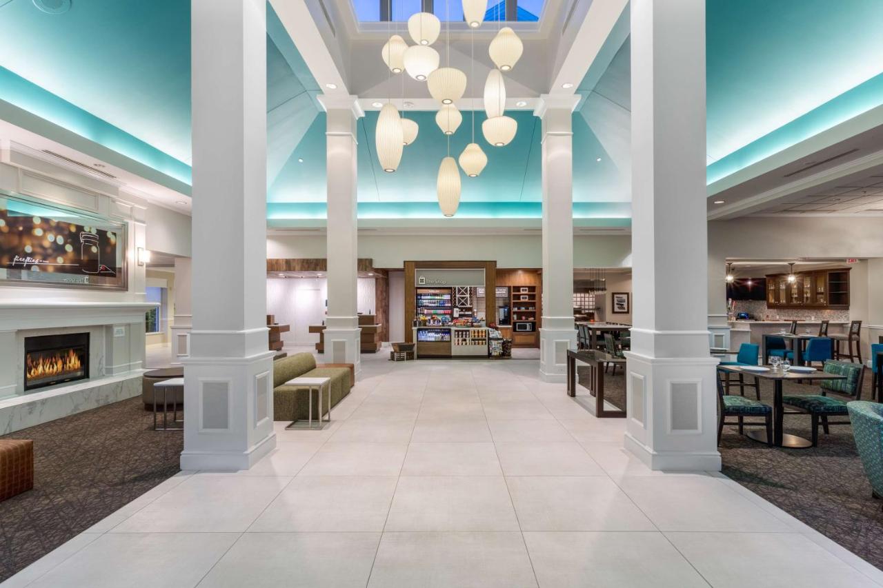 Photo - Hilton Garden Inn Islip Macarthur Airport