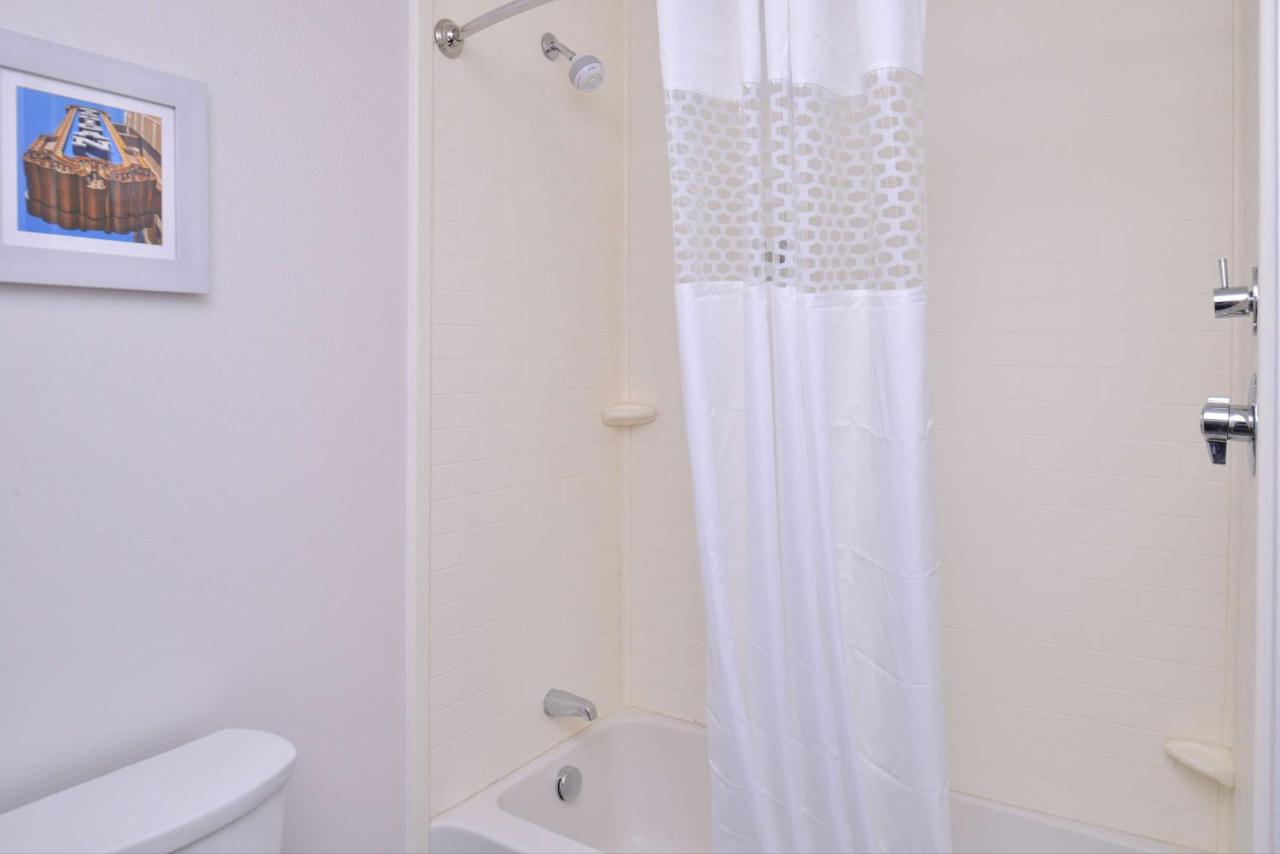 Hampton Inn & Suites Ann Arbor-West photo 4