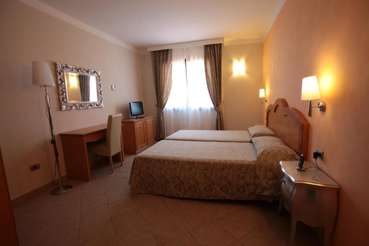 Hotel La Perla photo 4
