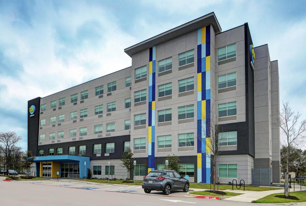 Tru by Hilton Austin Airport