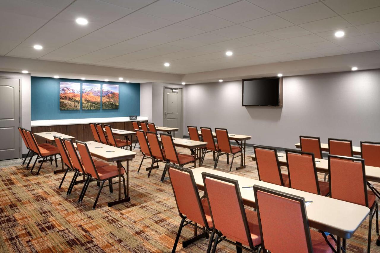 Hampton Inn & Suites by Hilton Spanish Fork Provo photo 3