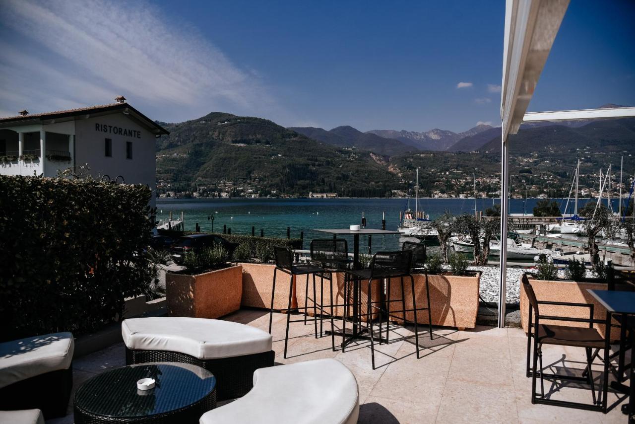 Bella Hotel & Restaurant with private dock for mooring boats photo 2