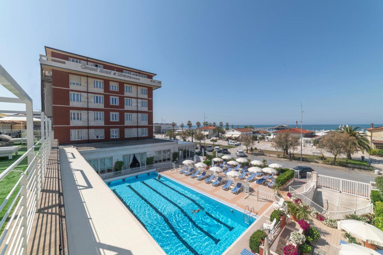 Photo - Grand Hotel & Riviera