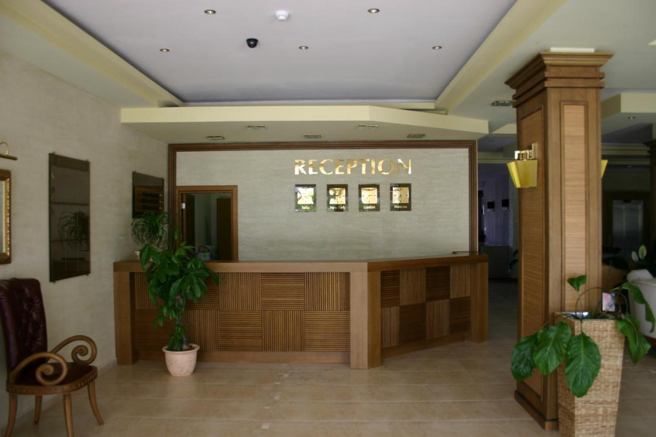Aparthotel Regina Mare photo 2