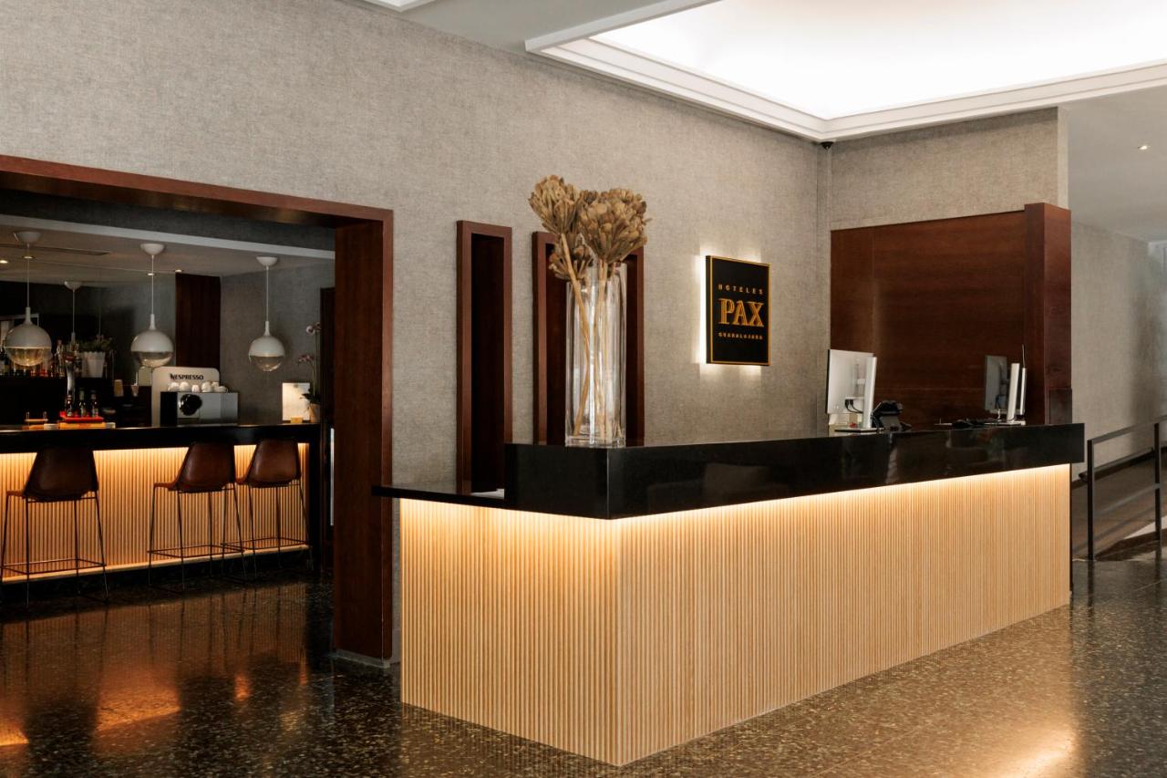 Hotel Pax Guadalajara - 5