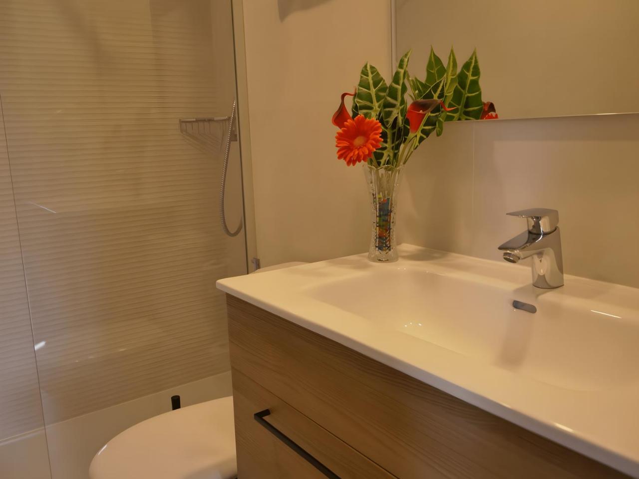 Marina Beach Apartaments - Sea views in the heart of Lloret - 4