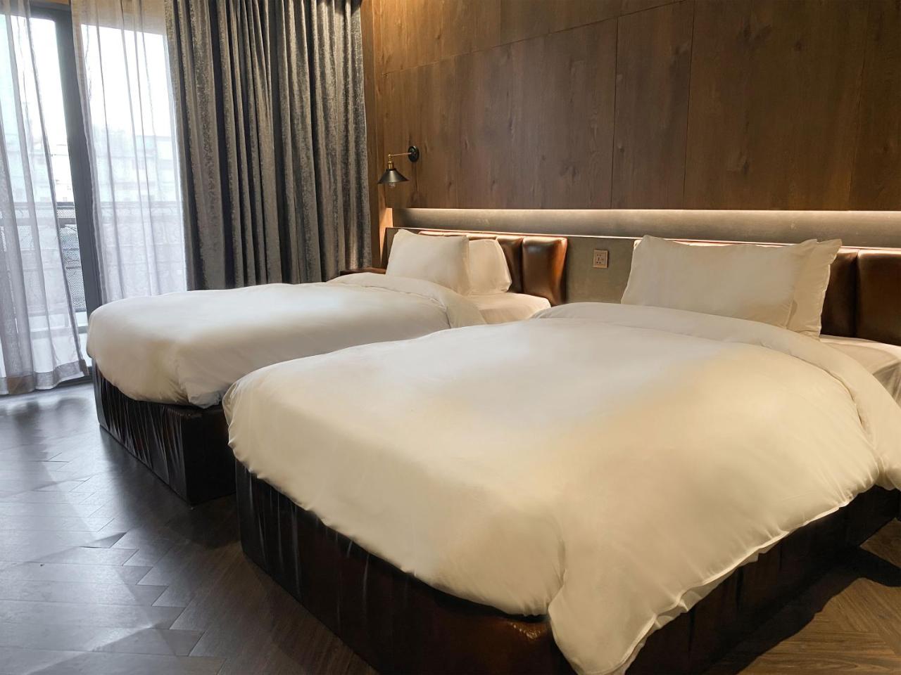 CHECK inn Phnom Penh BKK1 photo 2