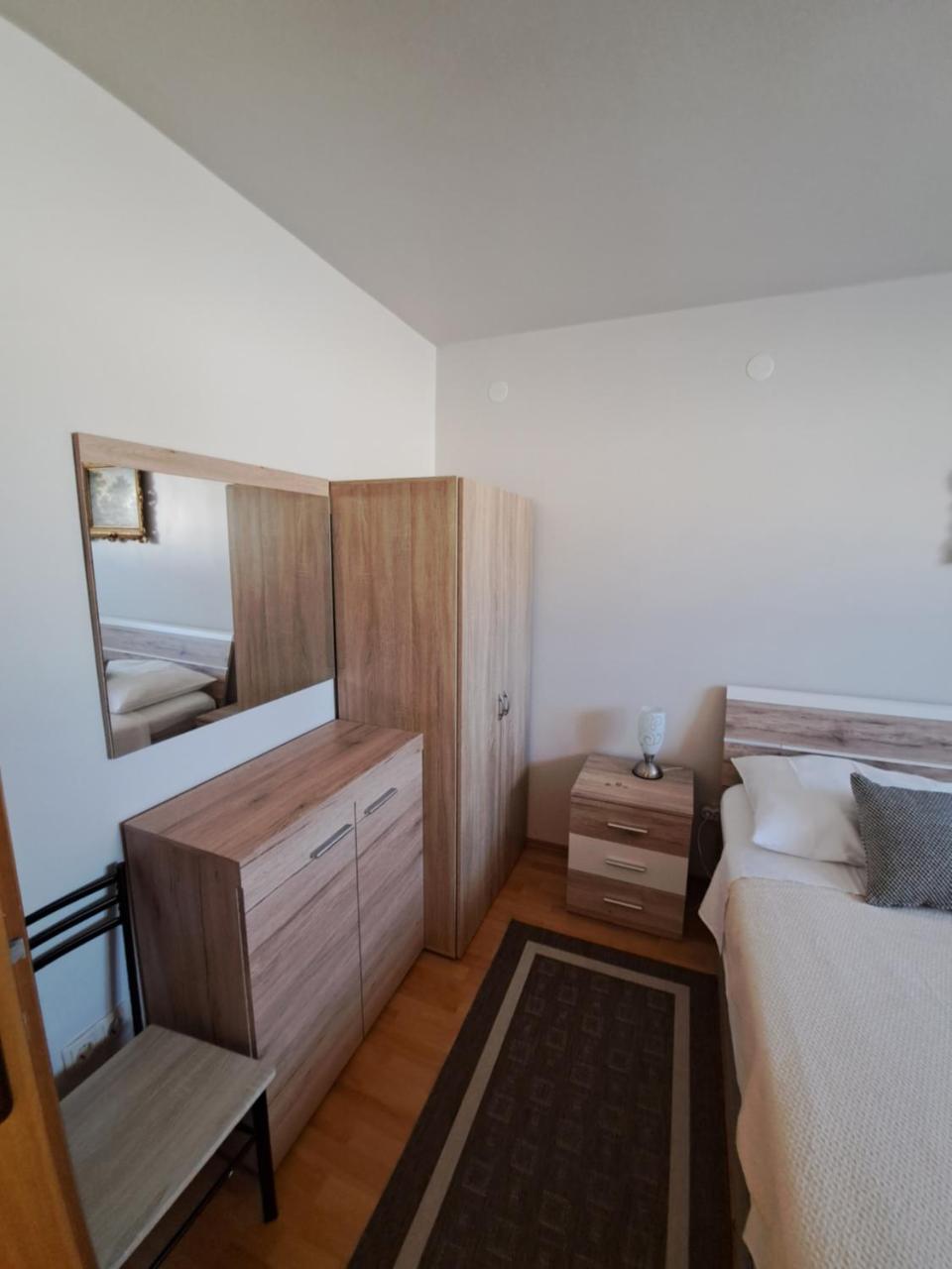 Apartman Aenona - 4