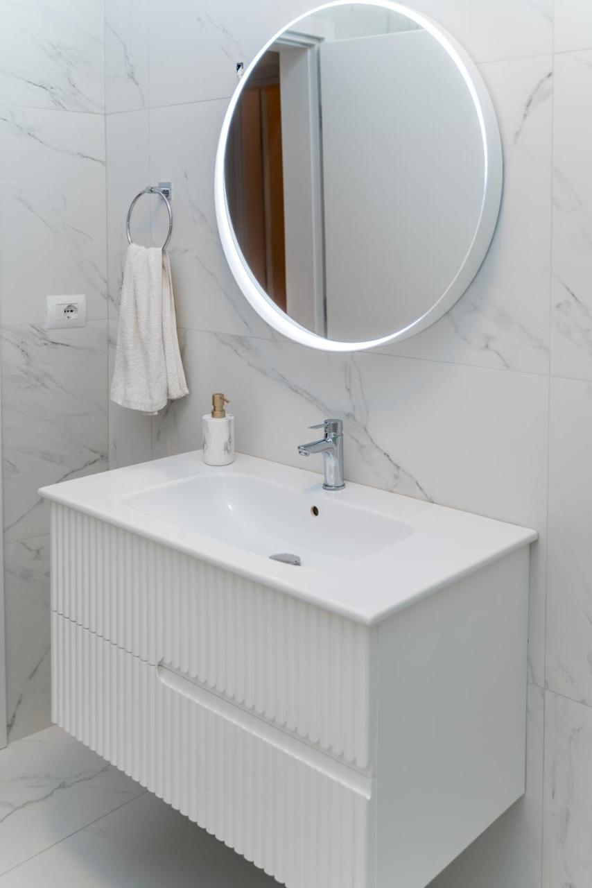 Azzur luxury apartment photo 3